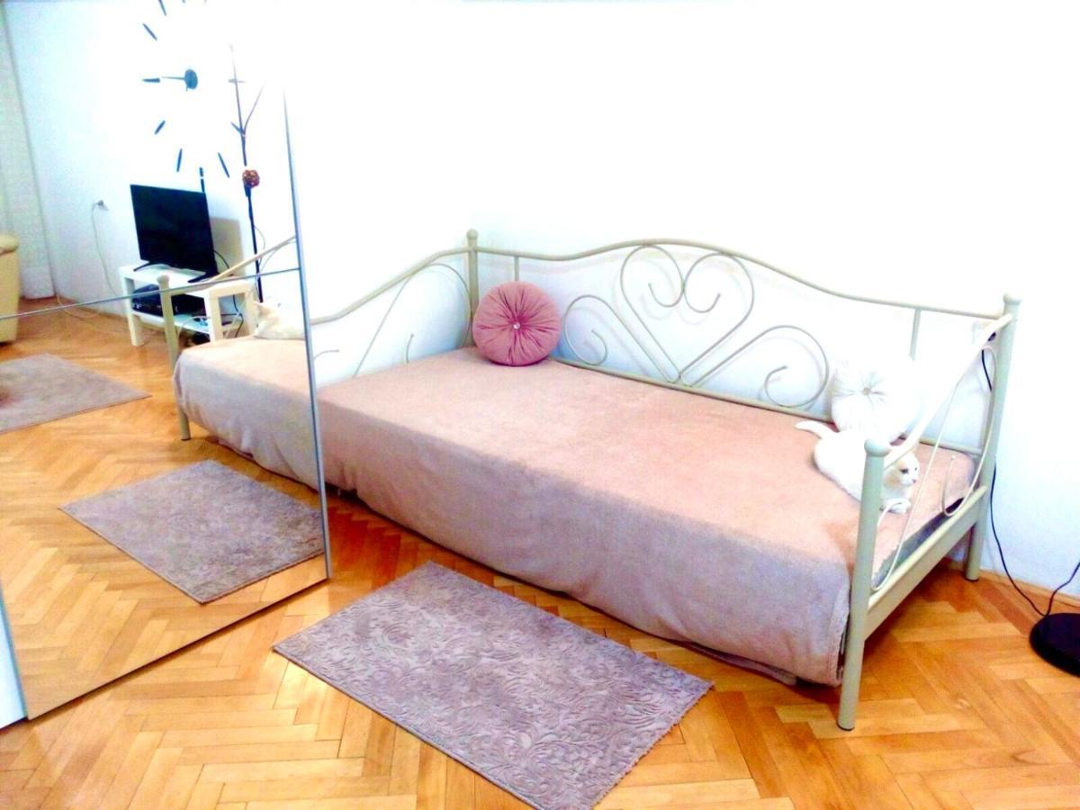 White House With Sauna And Jacuzzi Novi Sad Bagian luar foto